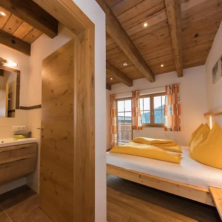Modern Mansion In Near Area Feriehus Kaprun