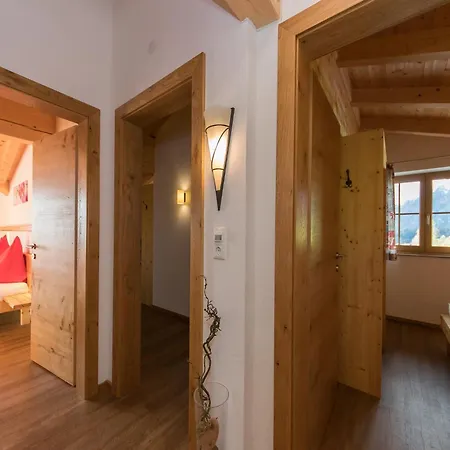 Modern Mansion In Near Area Prázdninový dům *